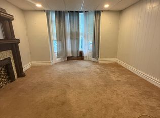 1526 6th Ave APT 2, Watervliet, NY 12189
