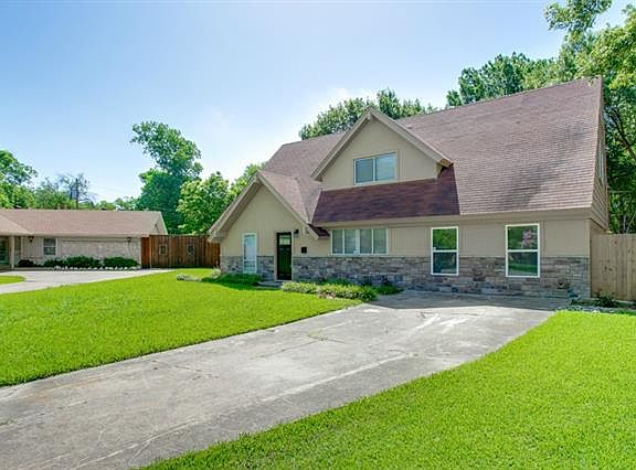 3rd image of 12248 High Meadow Cir