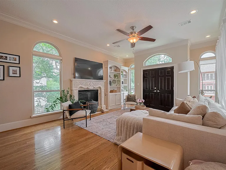6419 Rodrigo St — Photo 20