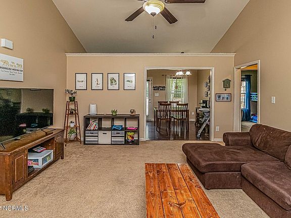 5th image of 109 Carolina Forest Dr