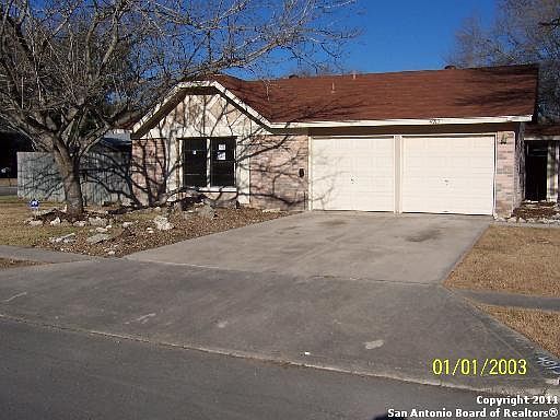 1st image of 4913 Champlain Dr