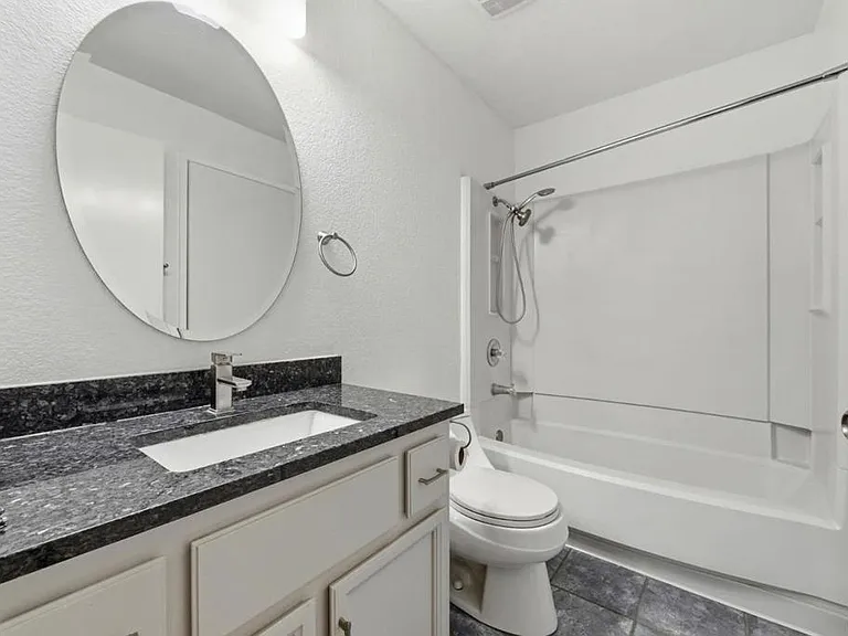 2504 La Terrace Cir — Photo 28