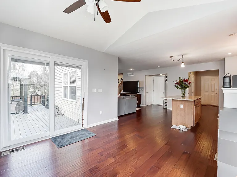 6700 Bartlett Ct — Photo 23