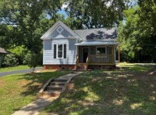1007 Circle St, Edgefield, SC 29824