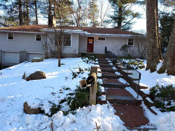 16 Durham Street, Nashua, NH 03063