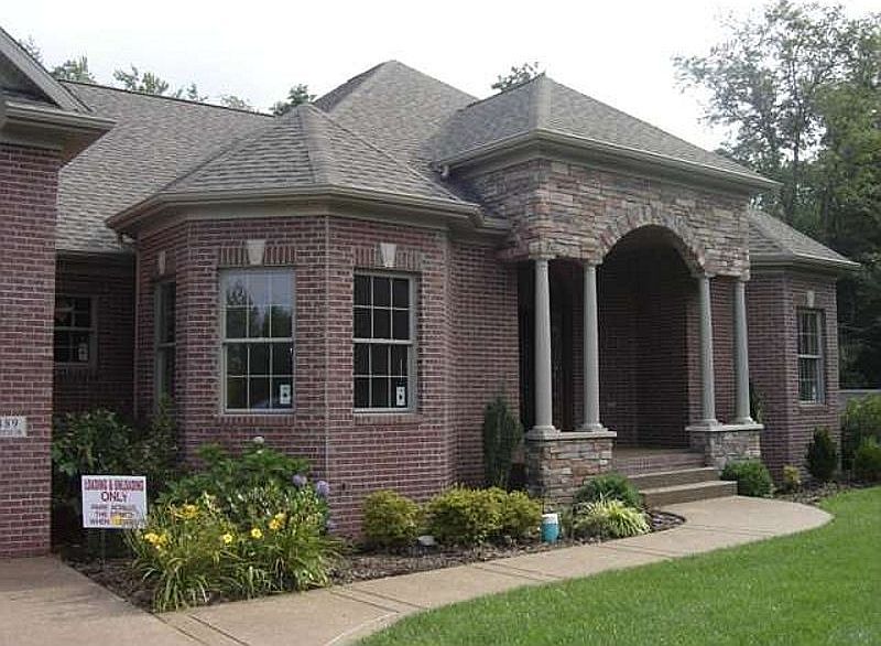 1st image of 1489 Woodfield Dr