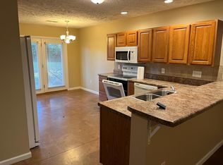 310 N Fair St, Marion, IL 62959