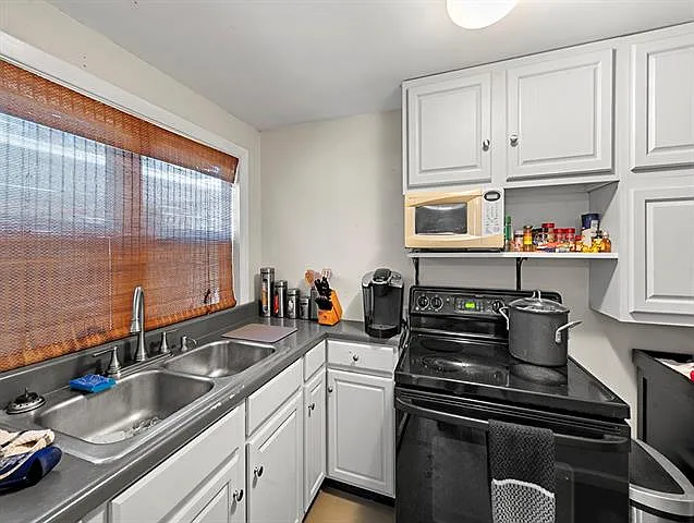 5601 Chamberlain Dr — Photo 27