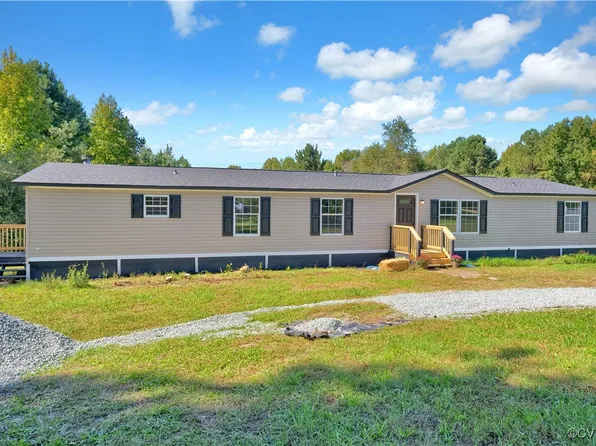 6784 Lewiston Plank Rd, Burkeville, VA 23922