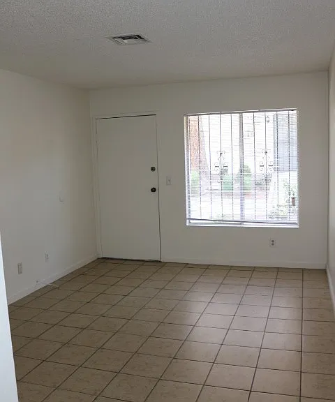 3955 Visby Ln — Photo 5