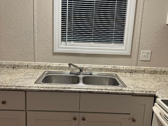 2nd image of 800 SE 145th St Lot 3