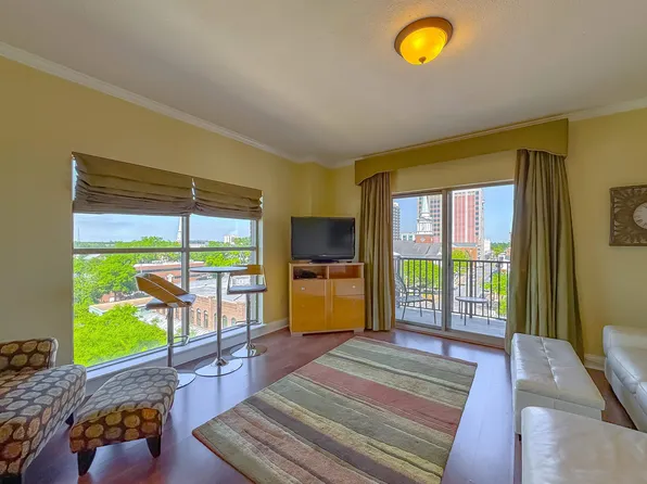 215 W College Ave APT 714, Tallahassee, FL 32301