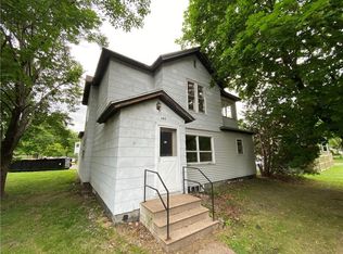 428 Dover St #1 & 2, Chippewa Falls, WI 54729