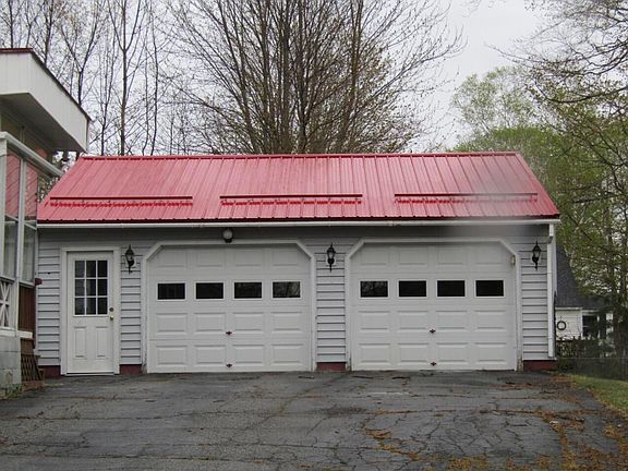 3rd image of 37 Cedar Street