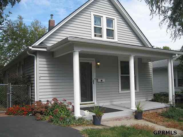 1st image of 4860 Grant St