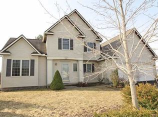 260 Jonquil Ln, Rochester, NY 14612