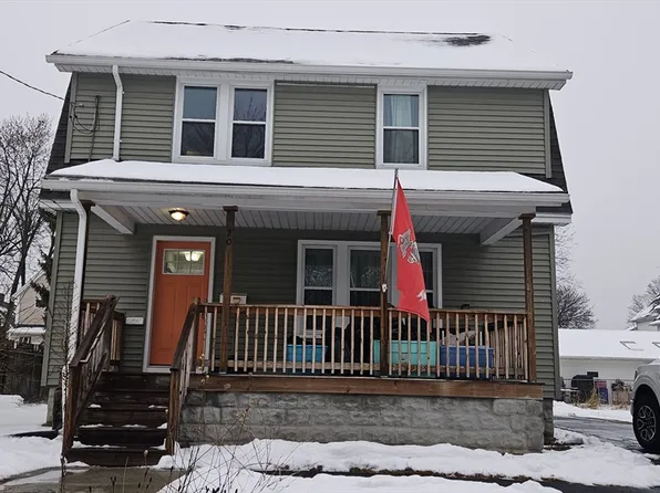 20 Ottawa St, Agawam, MA 01001