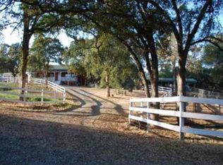 5445 Wolf Trl, Loma Rica, CA 95901