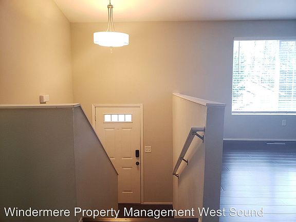 3rd image of 2852 Rocky Creek Ln SE