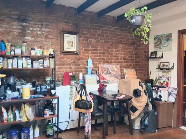 867 Lafayette Avenue image 1 of 19