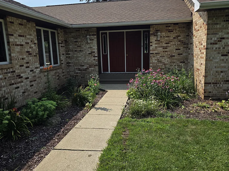 24401 W Shepley Rd — Photo 6