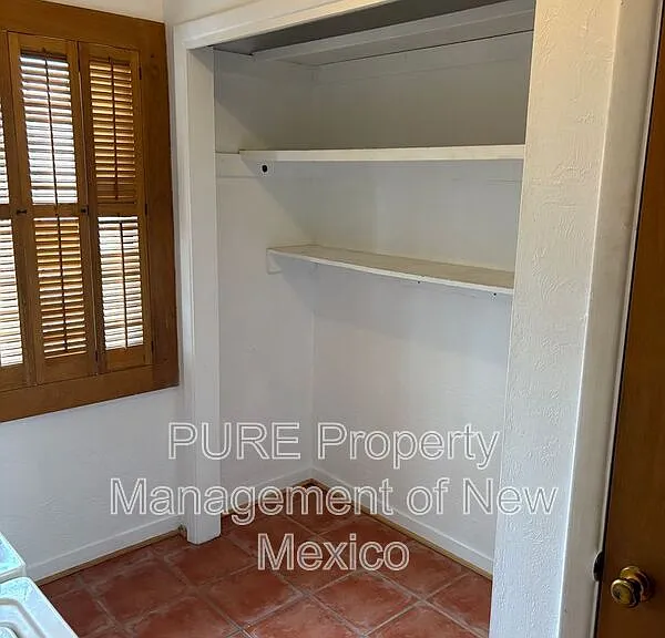536 Arizona St SE — Photo 11