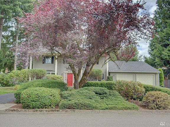 3rd image of 1828 Centerwood Dr SE