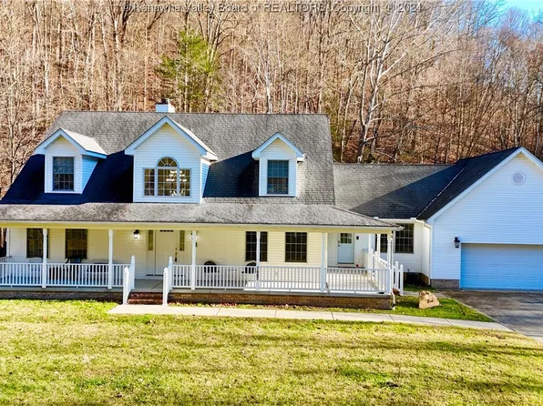 7407 Kanawha State Forest Dr, Charleston, WV 25314