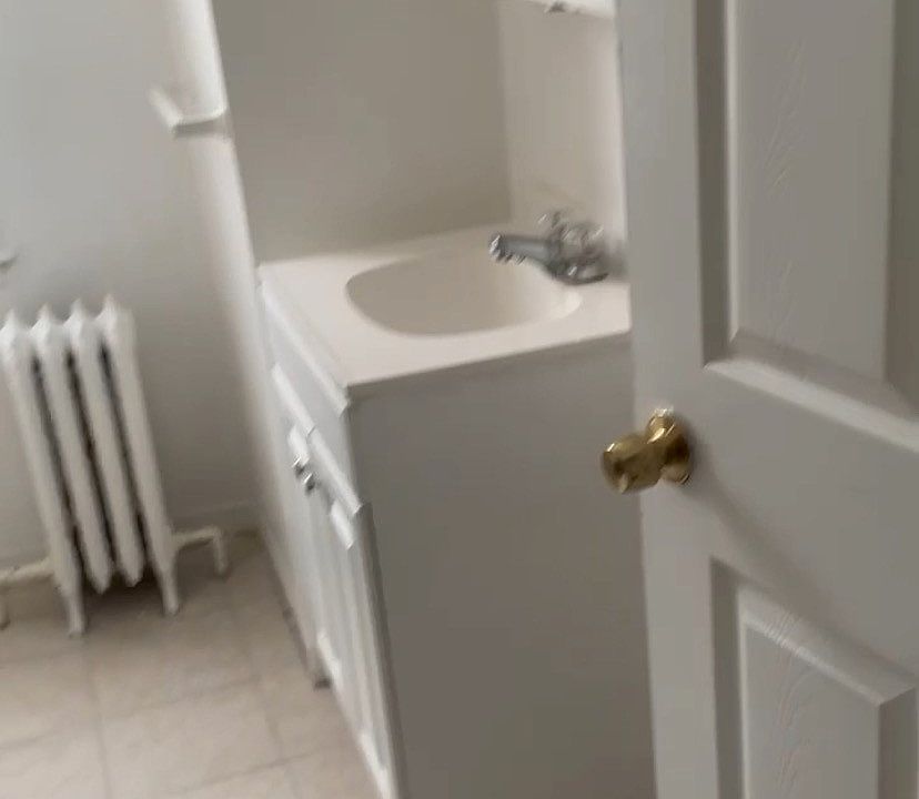 1st image of 503 E Washington Ln Floor 2