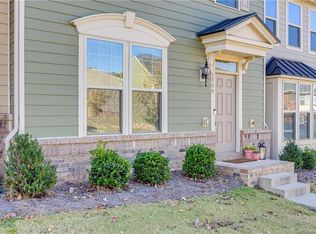 1704 Fleetwood Dr, Charlotte, NC 28208
