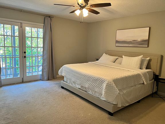 3rd image of 305 Halcott Dr APT 119