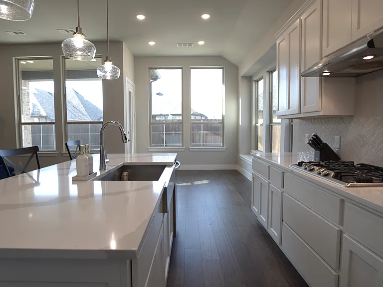 1833 Purtis Creek Dr — Photo 20