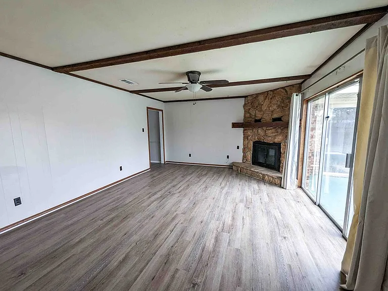 3511 Lanell Dr — Photo 4