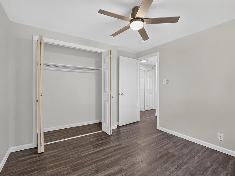 11509 Ogden St — Photo 13