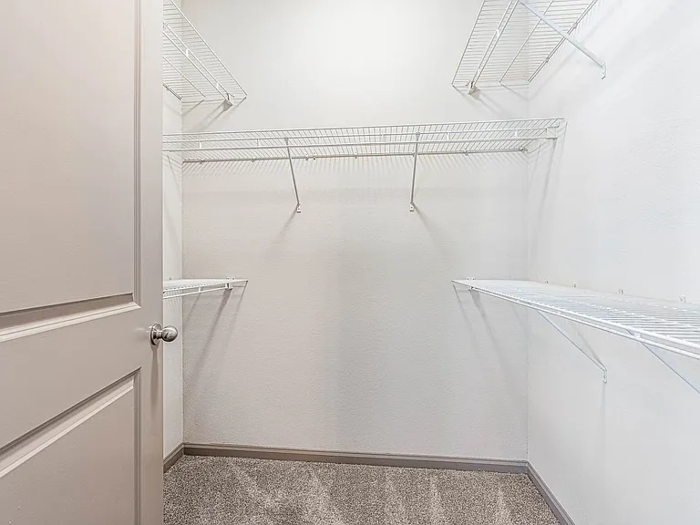 City Green Apartments — Photo 18