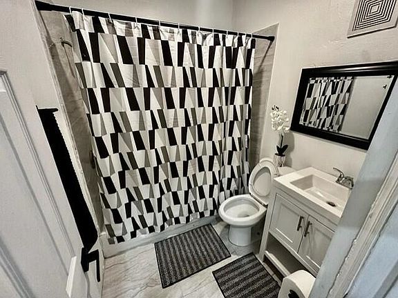 5th image of 55 NW 47th St