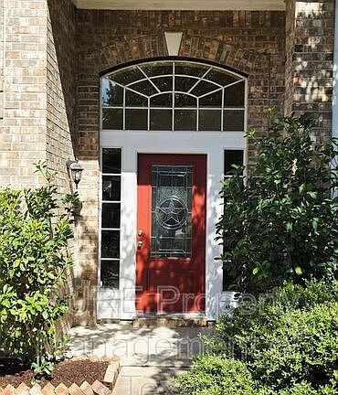 2nd image of 2605 Claudia Dr