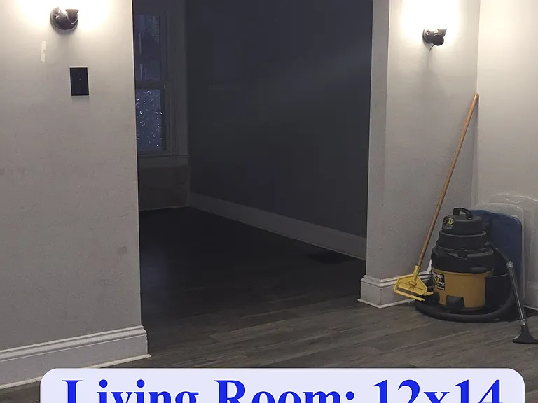 1028 N Lime St — Photo 2