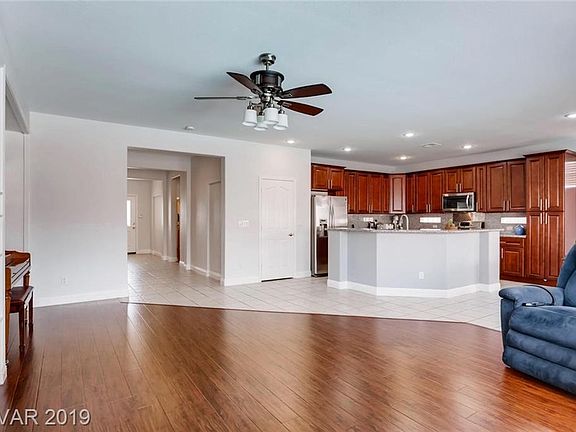 4th image of 4116 Annendale Ave