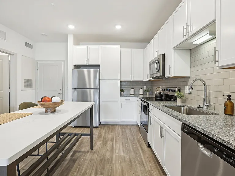 Novo Hickory Highlands — Photo 35