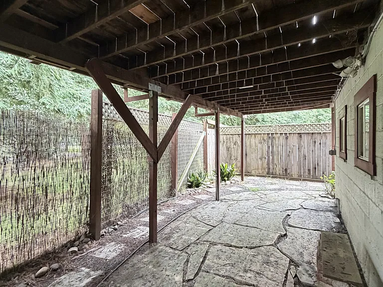 506 Sonoma Ave — Photo 16