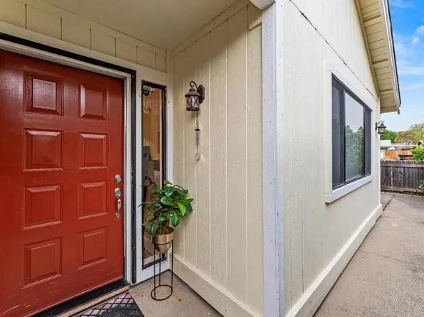5829 Sperry Dr, Citrus Heights, CA 95621