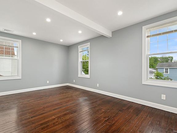 4th image of 71 Park Ave Floor 2