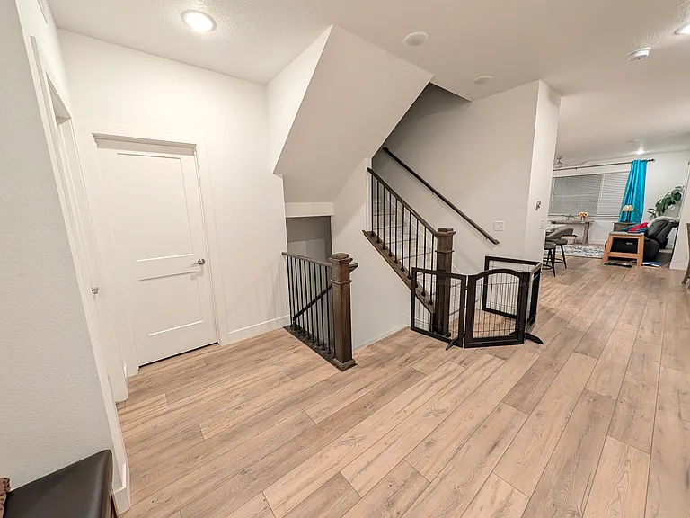 1951 Blue Moon Dr — Photo 17