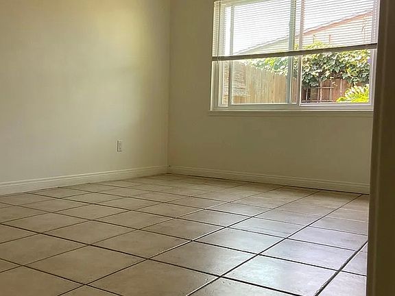 3rd image of 3193 Mandan Way