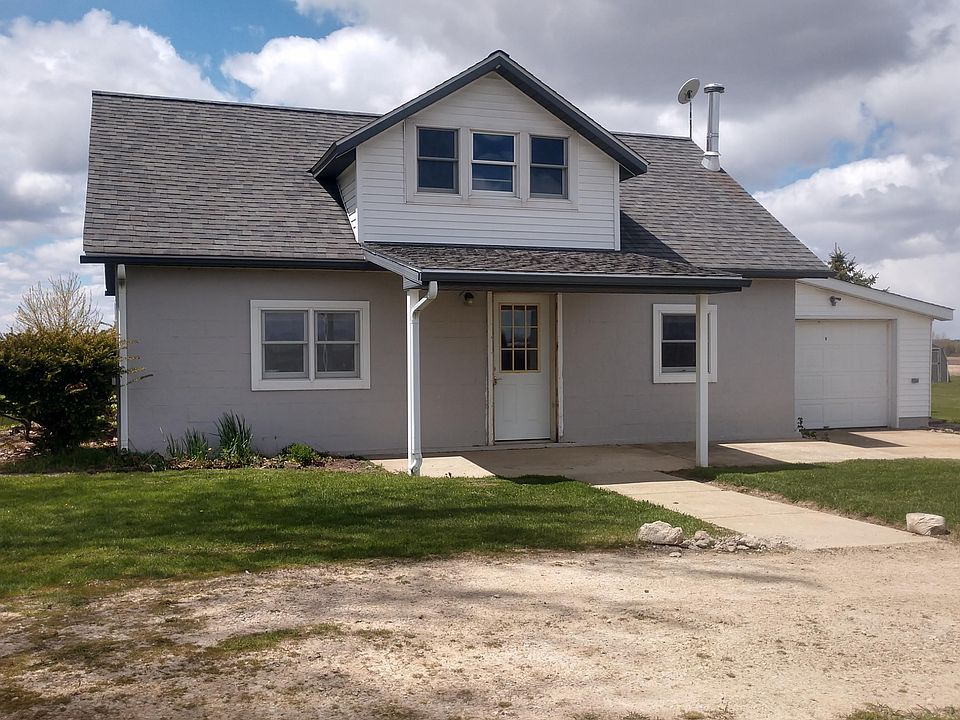 2nd image of 4337 N Wheaton Rd