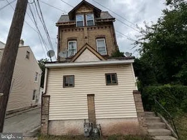 57 E Wood St, Norristown, PA 19401