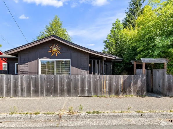 322 Division Street NW, Olympia, WA 98502