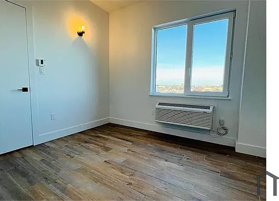 2 bed, $3,058 — Photo 3