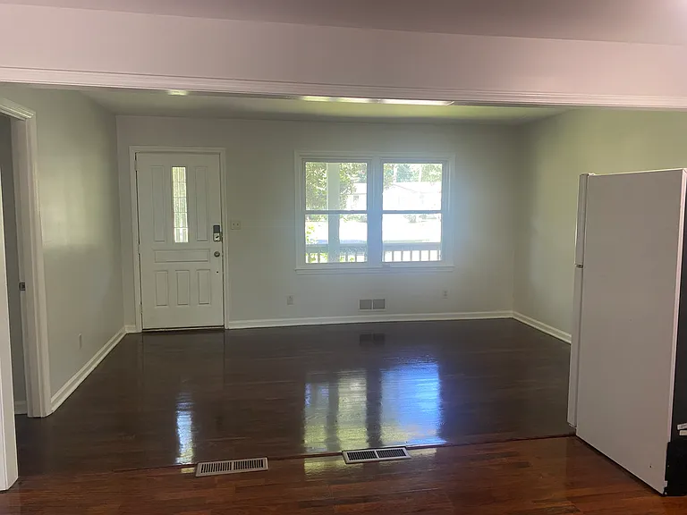 2093 John Wesley Ct — Photo 32